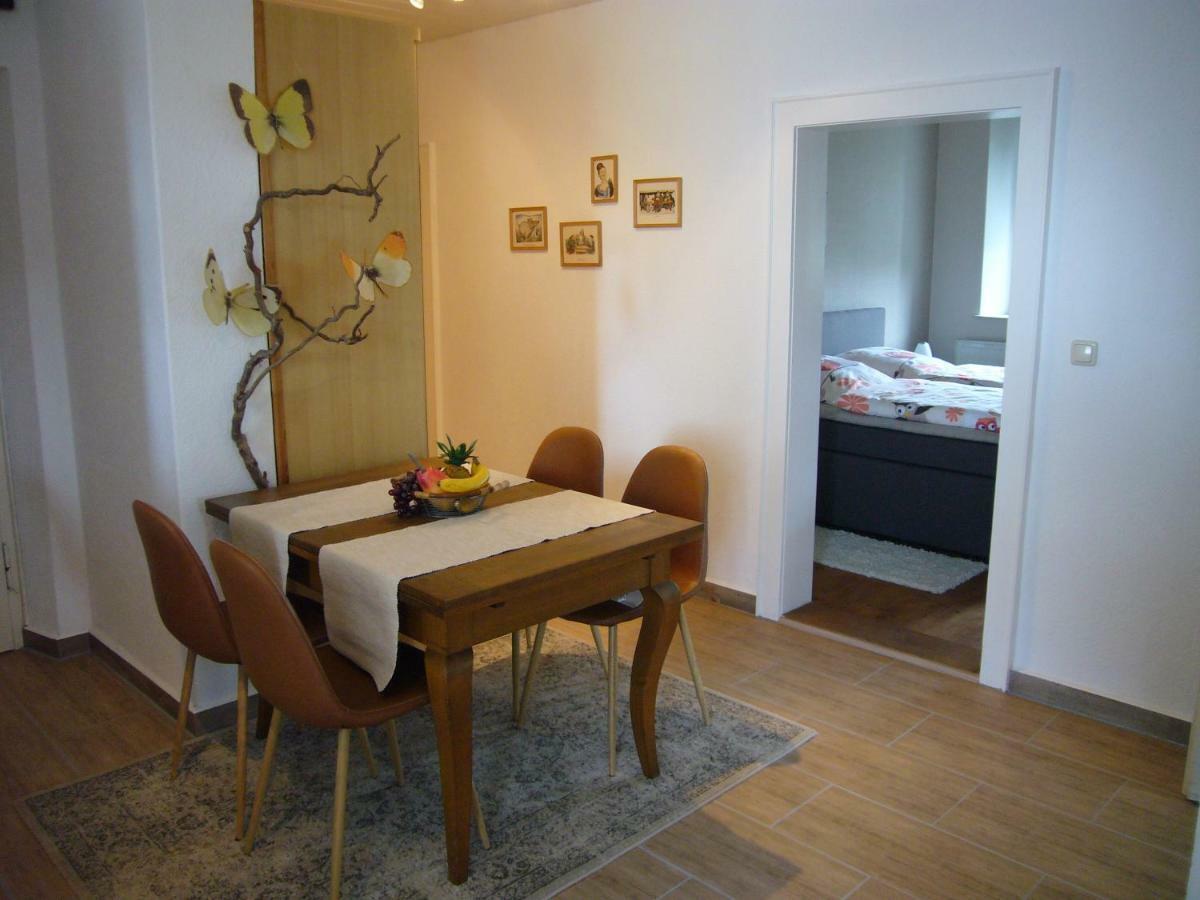 Ferienwohnung Im Alten Schulhaus - Keine Monteure Plech ภายนอก รูปภาพ