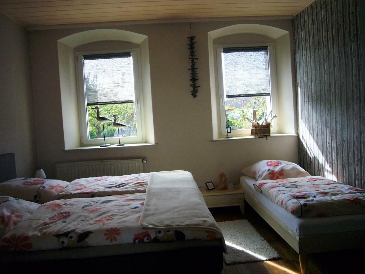 Ferienwohnung Im Alten Schulhaus - Keine Monteure Plech ภายนอก รูปภาพ