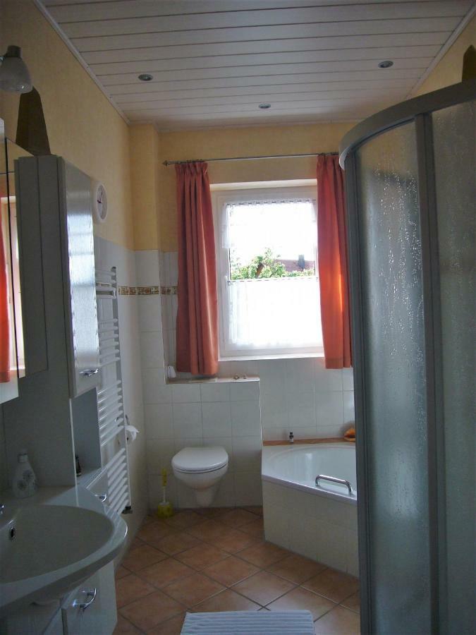 Ferienwohnung Im Alten Schulhaus - Keine Monteure Plech ภายนอก รูปภาพ